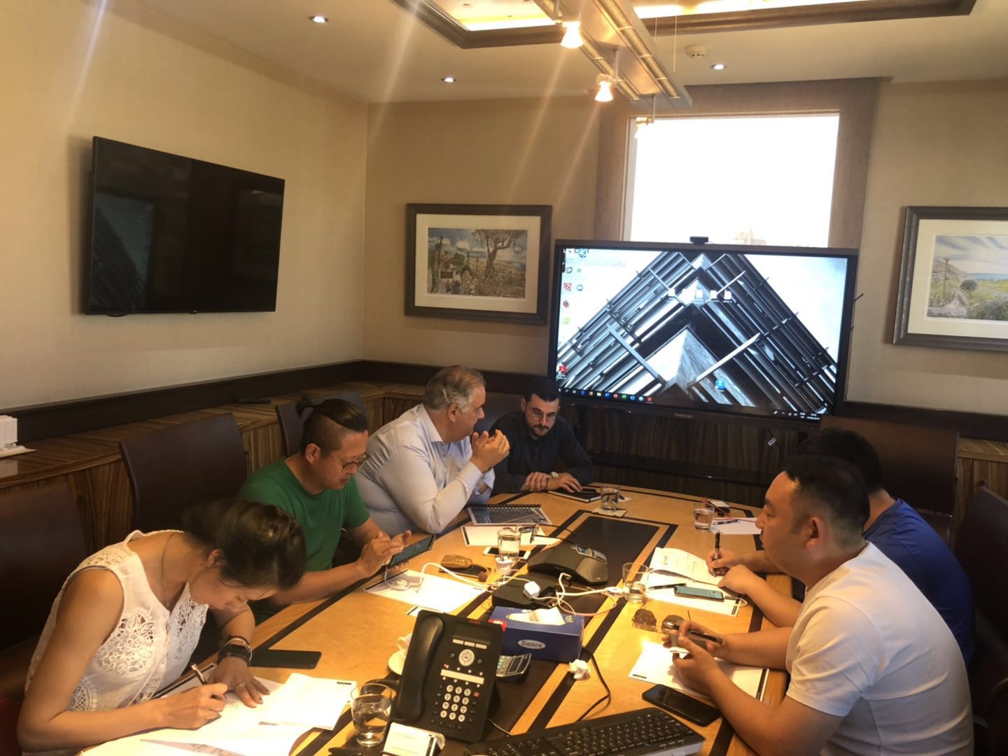 image004.jpg image004.jpg